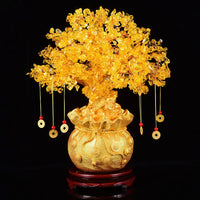 Thumbnail for L'arbre porte-bonheur chinois avec ses feuilles en cristaux jaunes, symbole de richesse et de prospérité.