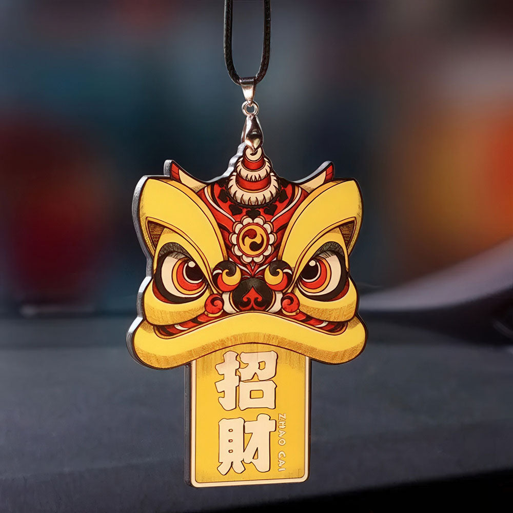 Pendentif de la danse du lion jaune, un puissant symbole pour la prospérité financière.