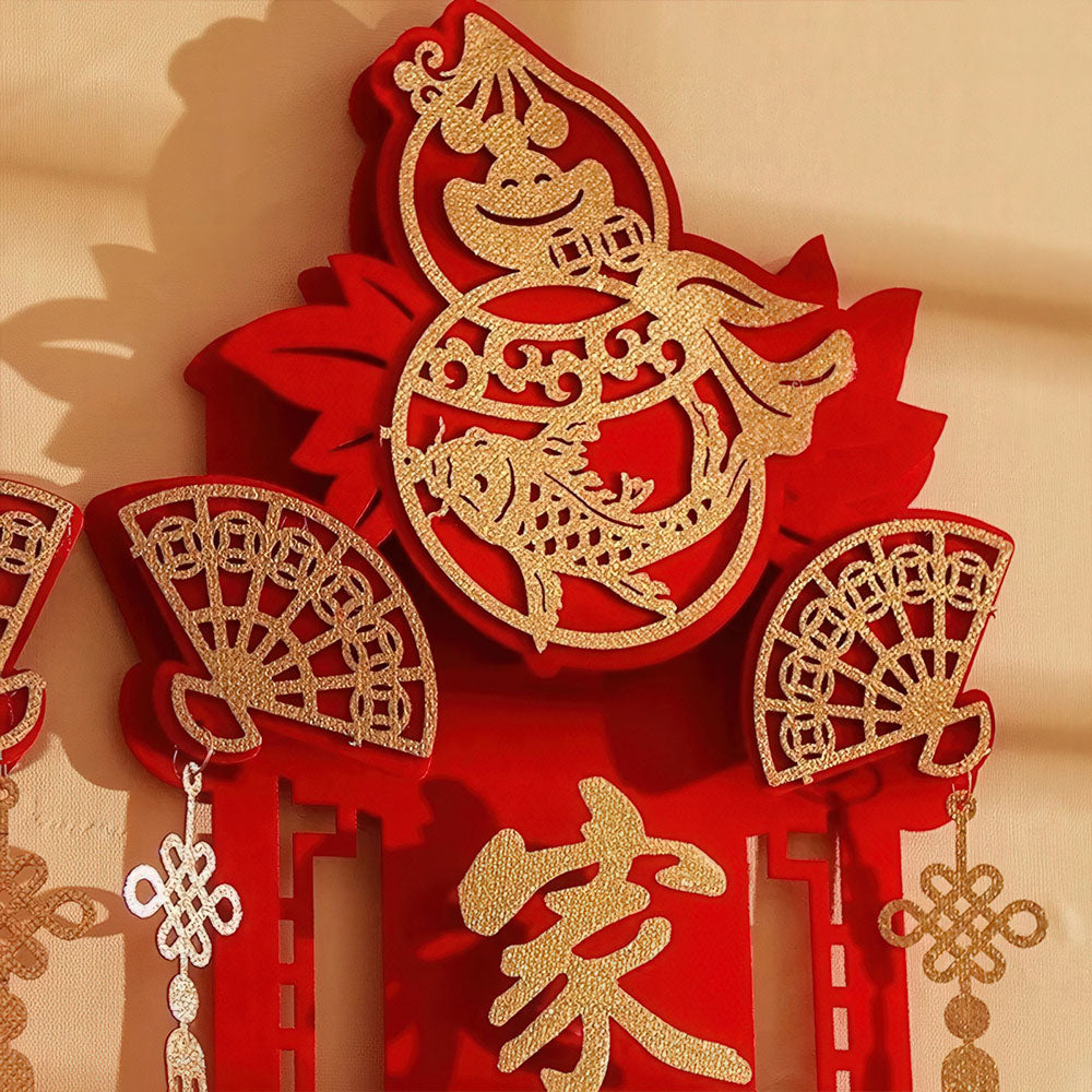 Gros plan sur une bannière des phrases porte-bonheur chinoises pour le Nouvel An.