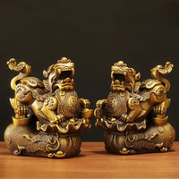 Thumbnail for La paire de Lions Gardiens chinois en cuivre, symboles de la protection et de l'attraction de la fortune.