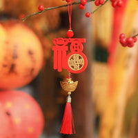 Thumbnail for Pendentif avec un Yuanbao, ancien lingot symbole de grande richesse.