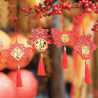 Thumbnail for Variété de pendentifs Feng Shui, incluant des formes de vase et de nœud mystique.