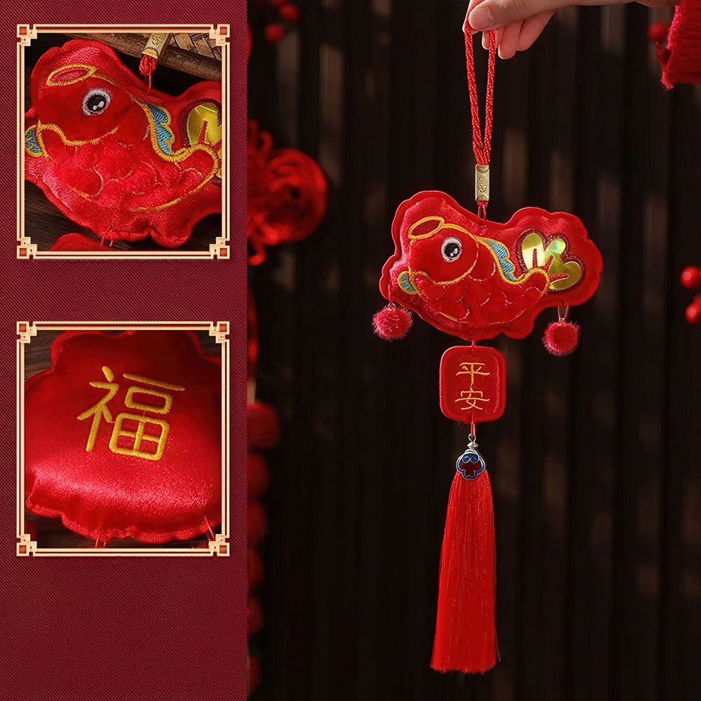 Le porte-bonheur du Nouvel An Chinois en forme de poisson Koi, symbole d'abondance et de bonne fortune.