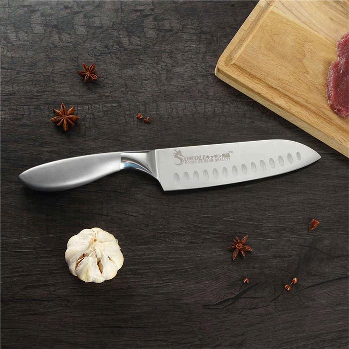 Couteau chinois santoku acier inoxydable texture alveoles