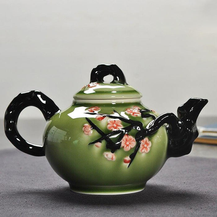 Théière chinoise en porcelaine colorée