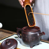 thé chinois avec théière traditionnelle